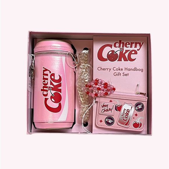 Women’s skinnydip Cherry Coke pink handbag and wallet gift set - Picture 7 of 13